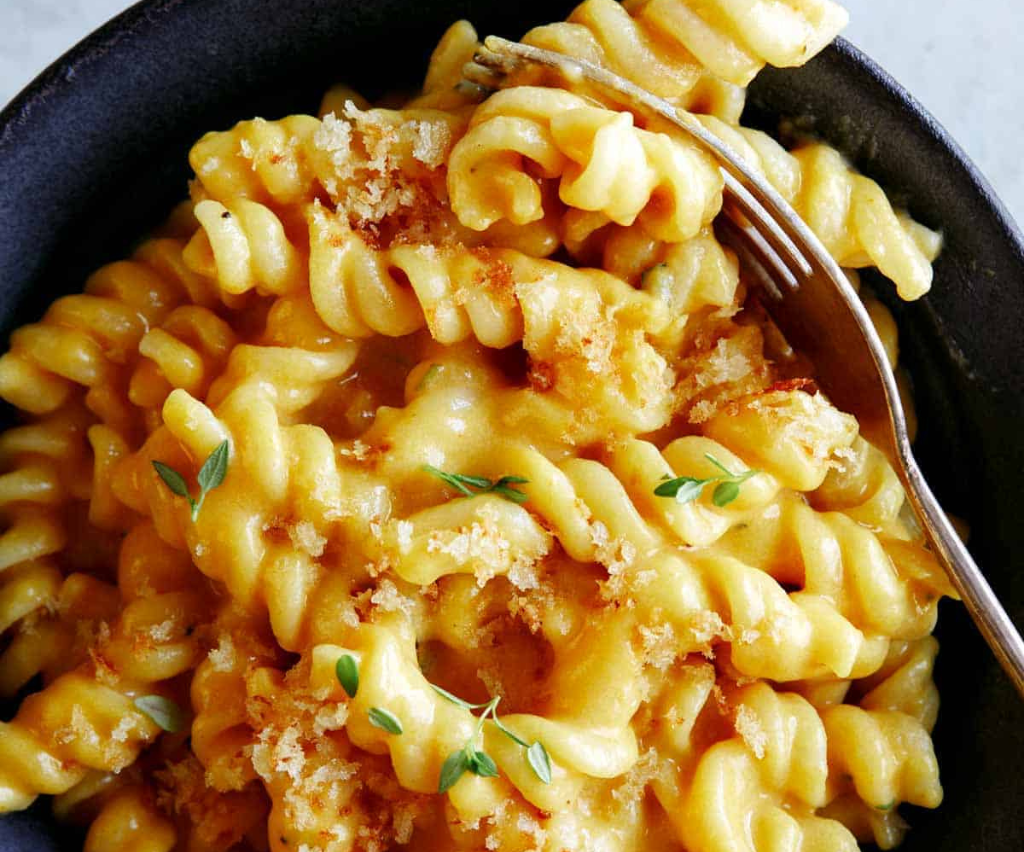 Baked Four Cheese Pumpkin Mac and Cheese