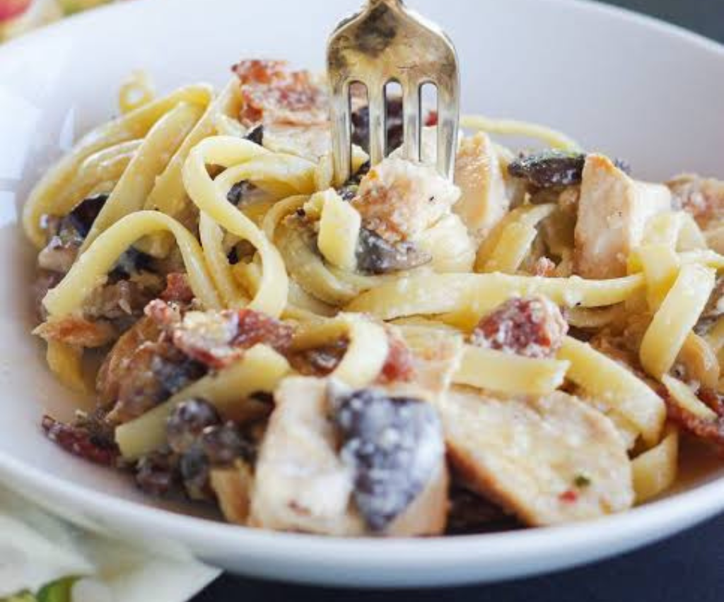 Chicken and Wild Mushroom Fettuccine